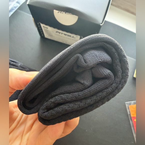 NWT Fitrell S/M Black Compression Socks (2 Pack) - Unisex - Picture 9 of 10